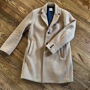 Gap jacket medium